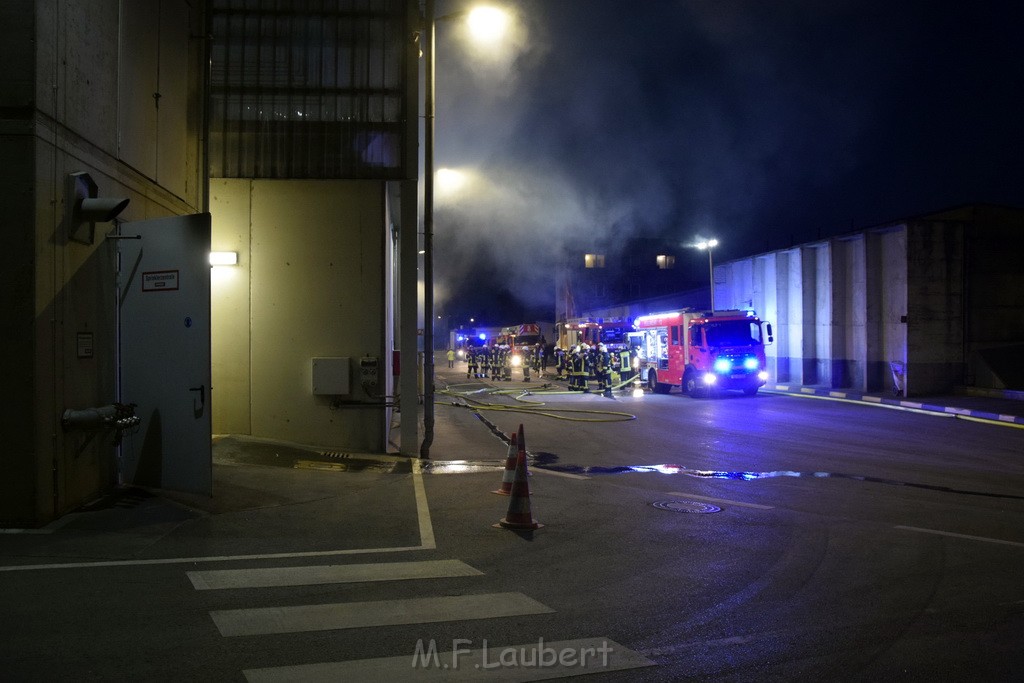 Feuer 2 AVG Koeln Rath Heumar Wikingerstr P030.JPG - Miklos Laubert